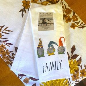NWT Rae Dunn Gnome Family Kitchen Towels
